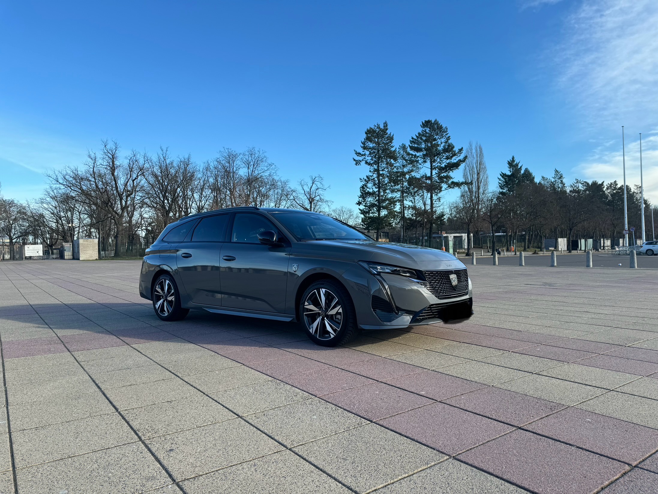 Peugeot Der neue 308 GT | HYBRID 225 e-EAT8 6